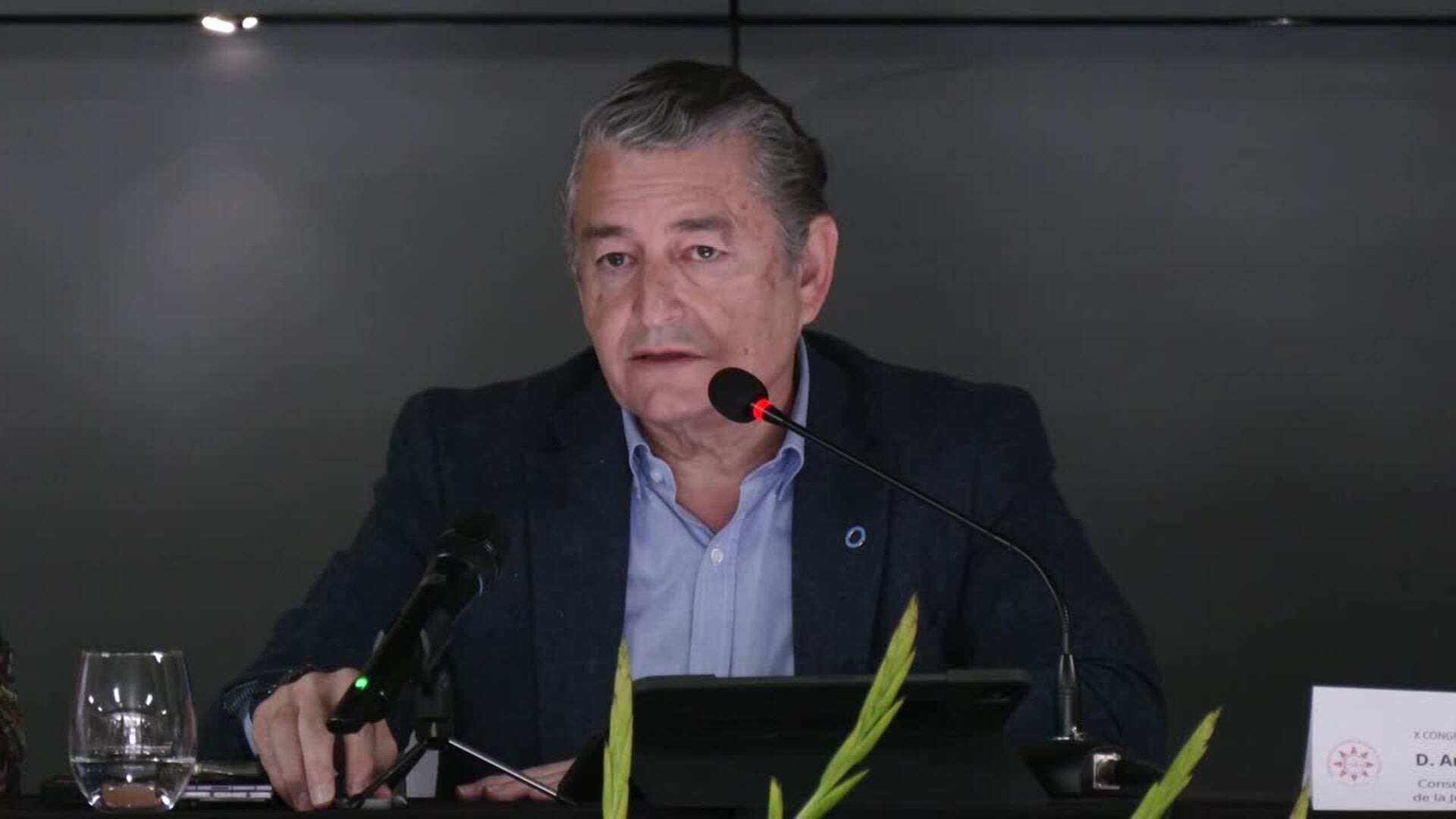 Sanz anuncia la incorporación de 188 profesionales para reforzar la sanidad en Jaén