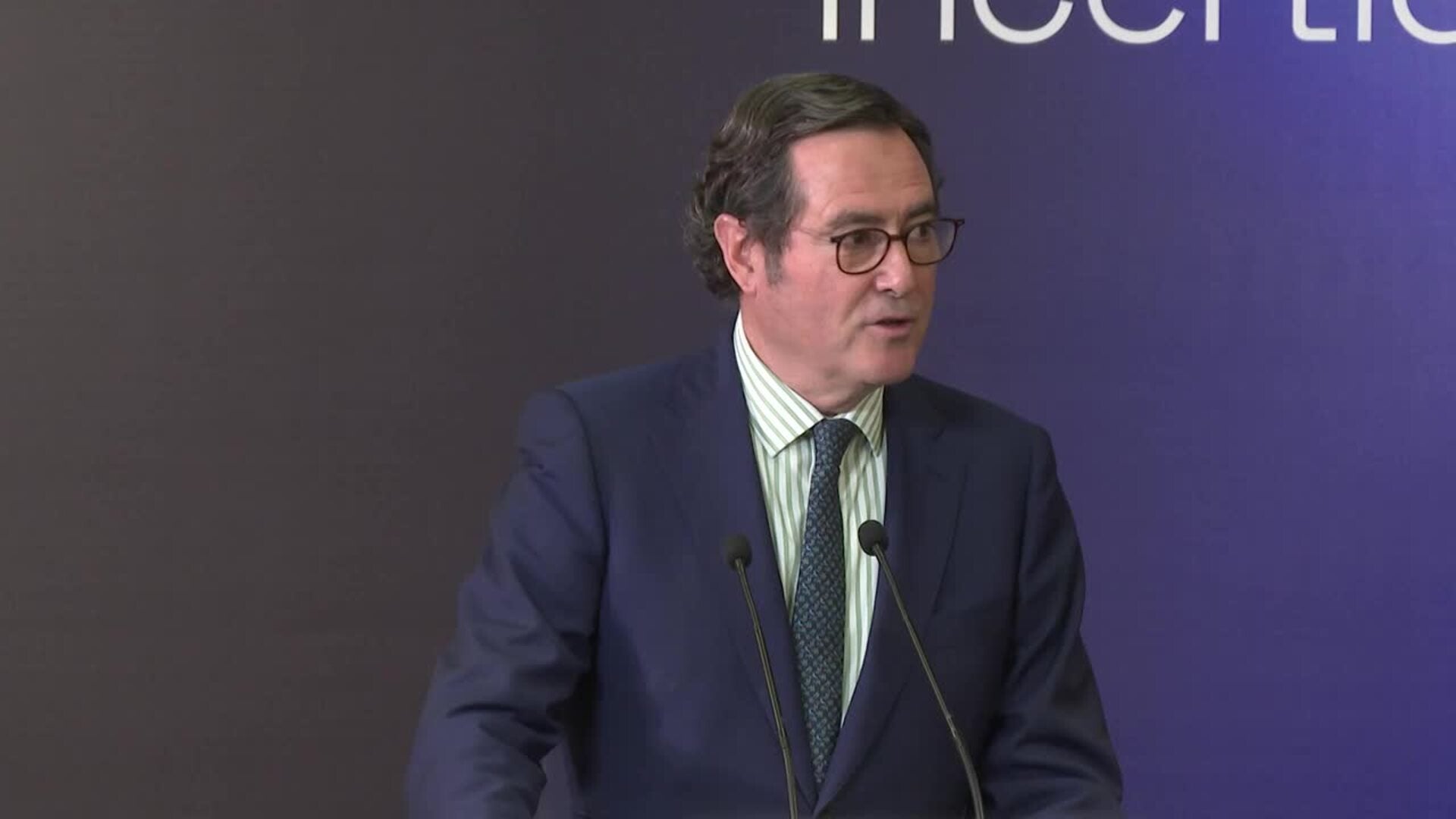 Garamendi dice que Trabajo les echa de la mesa de permisos por defunción para aplicar "rodillo"