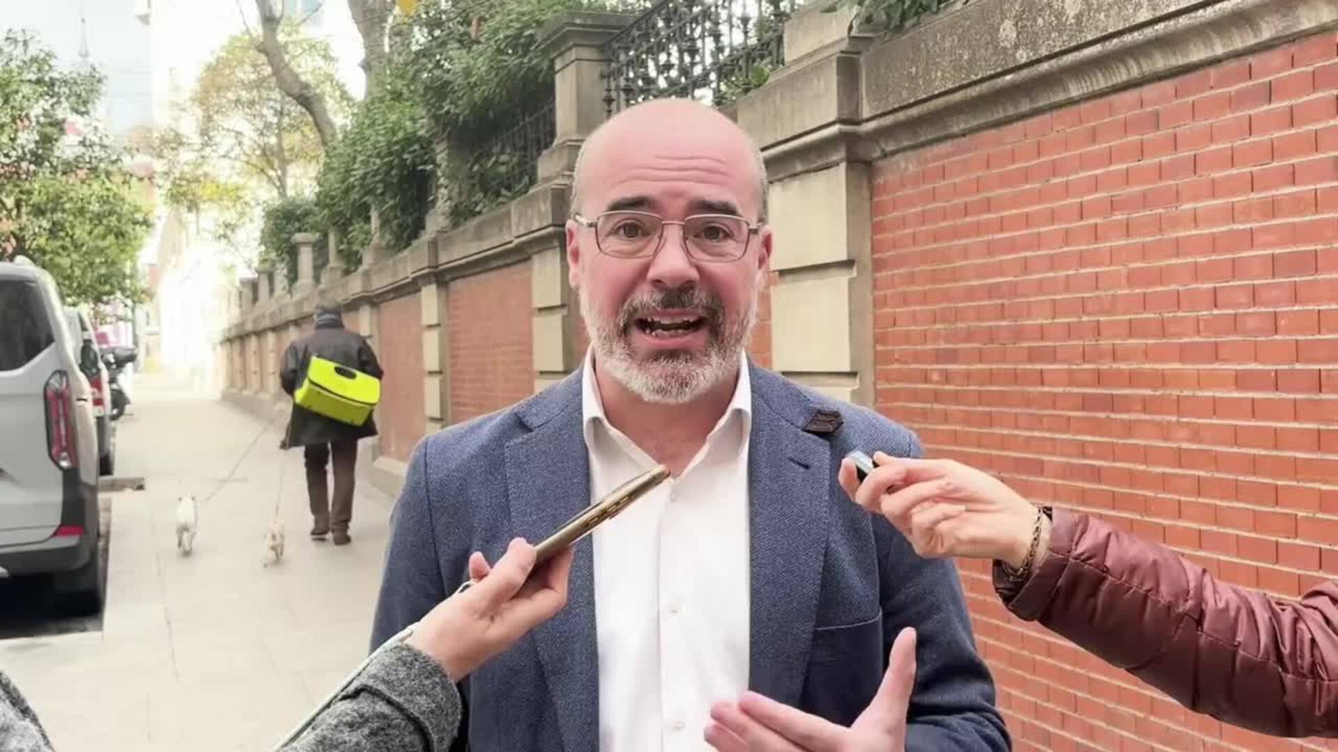 El delegado del Gobierno insiste al PP en que deje el "simplismo"