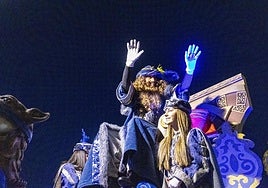 Fotos | Así han vivido los cacereños la cabalgata de Reyes Magos