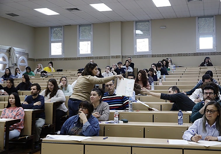 1.505 extremeños se presentan al examen de pinche de cocina del SES