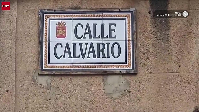 Las calles Calvario o Pizarro, entre las incluidas en la zona de bajas emisiones de Mérida