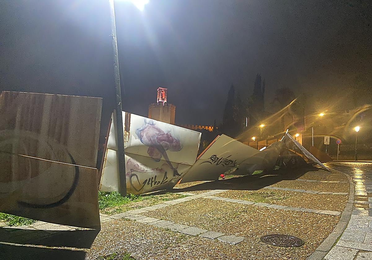 La borrasca Joseph obliga a desalojar a una familia e inunda una casa rural en Navaconcejo