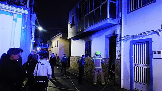 La hermana de la fallecida en un incendio de Navalmoral dice que su muerte se investiga como violencia de género