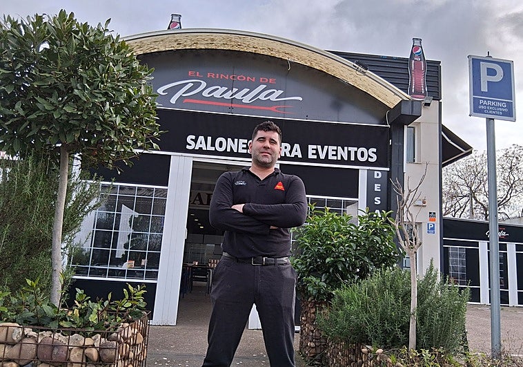 Óscar, hostelero: «Aporto mis recursos para que la Sardina se siga celebrando en San Roque»