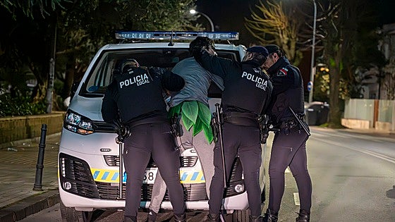 Badajoz vive su noche más larga con pocos sucesos y demasiado alcohol
