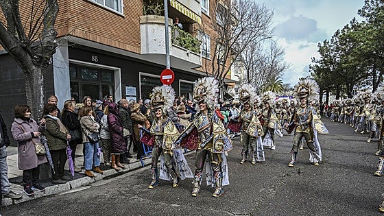 Valdepasillas adelanta su desfile de Carnaval por la cantidad de grupos inscritos