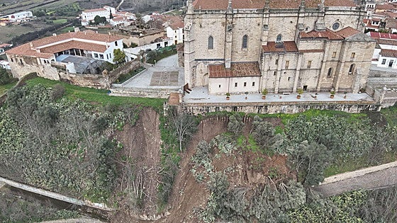 Primero un terremoto, ahora una borrasca: Coria pedirá ayuda para consolidar su Catedral