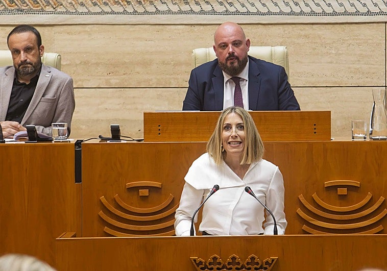 Guardiola tiende la mano a Vox pero sin grandes concesiones en su discurso