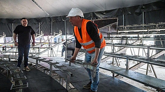 El Circo Encantado desmonta sus carpas a la espera de una nueva ubicación en Badajoz
