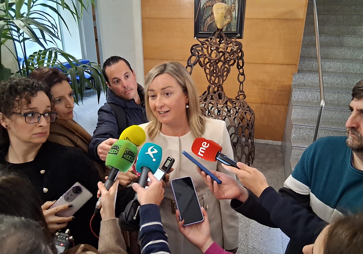 Blanca Martín aún estudia presentarse para liderar el PSOE: «Lo sigo valorando» 