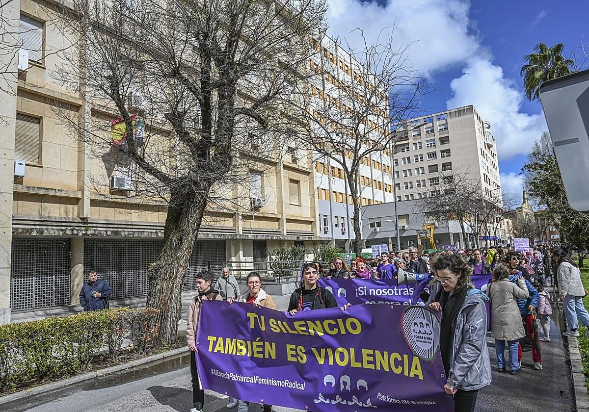 Así hemos narrado las manifestaciones del 8M en Extremadura | Hoy