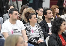 Fotos | La Asamblea conmemora el 8M