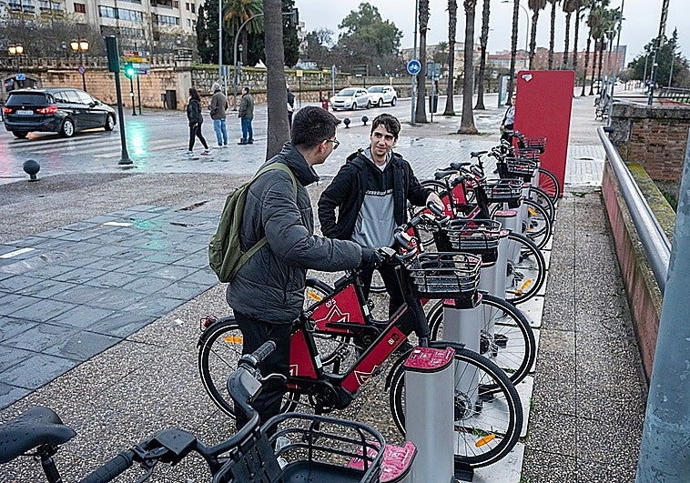Así funcionan las nuevas bicis eléctricas de Badajoz