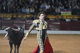 Fotos | Las mejores imágenes de la corrida vespertina en la Feria de Olivenza