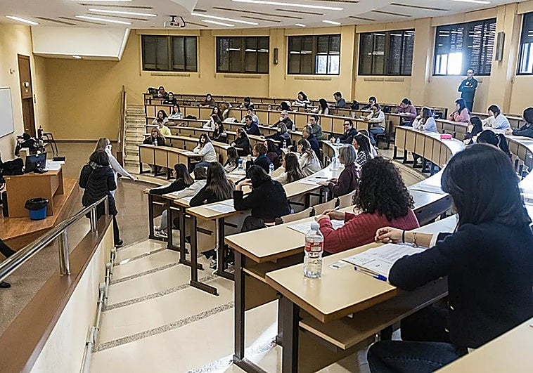 El 60% de las plazas de la oposición de médico de familia en Extremadura quedan desiertas