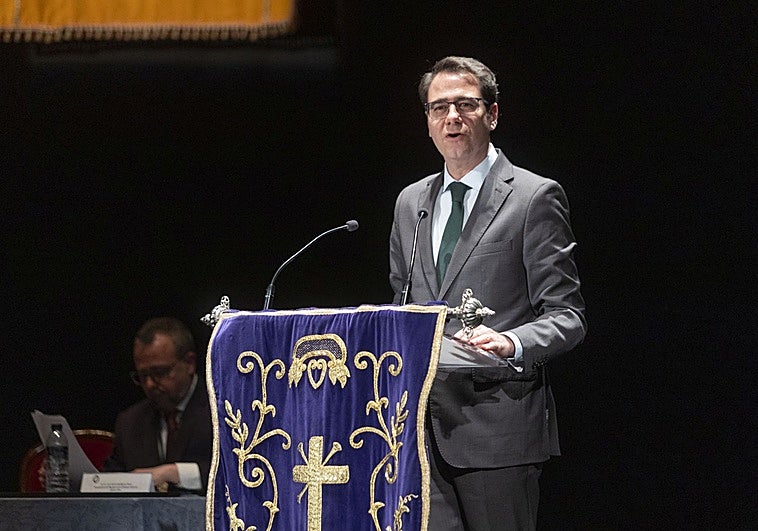 «Por primera vez en la historia los jóvenes son más creyentes que sus padres»