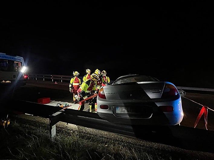 Así fue el choque mortal provocado en la A-5 por un coche en sentido contrario