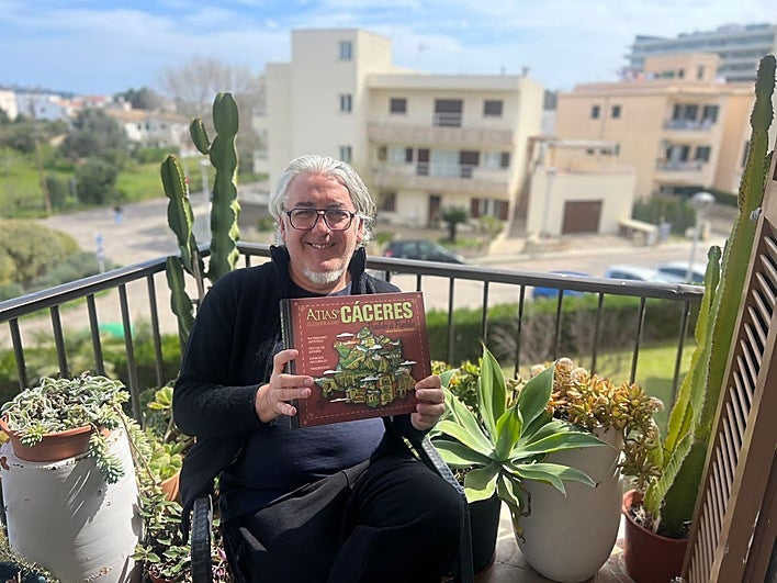 Publican un atlas con 1.872 ilustraciones de la provincia de Cáceres