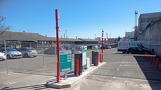 Adif abre acceso al aparcamiento de la estación de tren por la calle Marquesa de Pinares