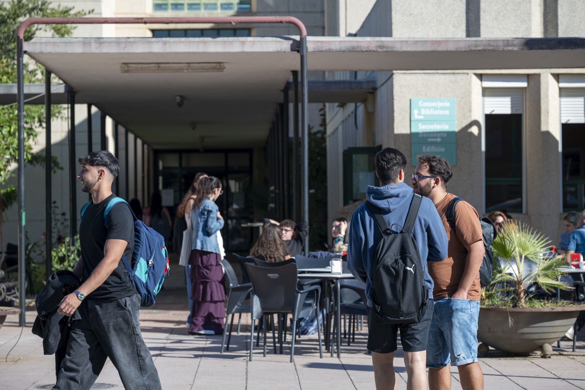 Convocatoria Oficial: Becas del Ministerio de Educación para el Período Académico 2026-2027