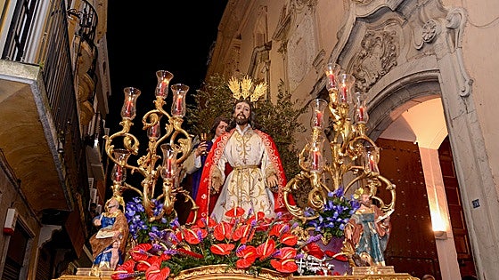 La Oración en el Huerto cambia de recorrido hacia la Soledad
