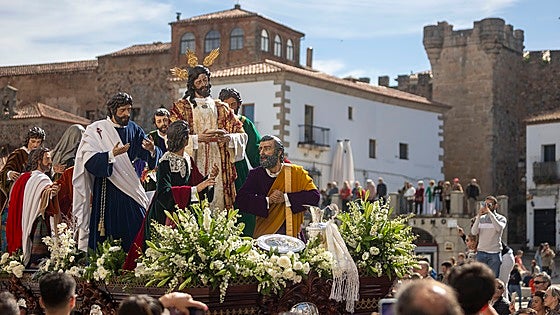 Cáceres se apasiona con el Jueves Santo