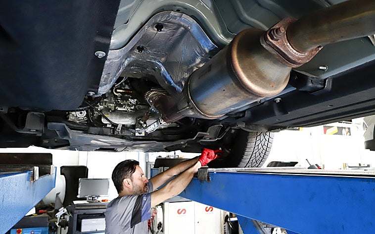 Aumentan los robos de coches: de la caza de catalizadores al mercado negro