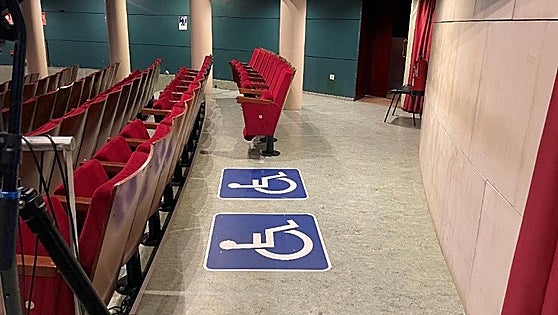 Apamex pide eliminar la última fila de asientos del López de Ayala y dárselo a las sillas de ruedas