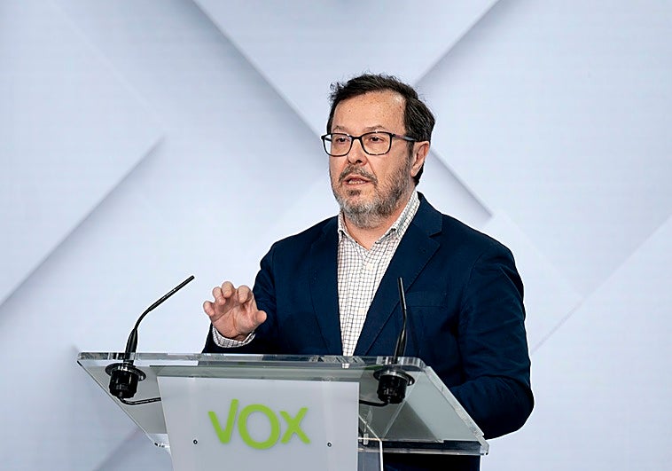 Vox asegura que la negociación con el PP para el acuerdo de gobierno sigue esta semana