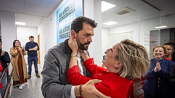 Guardiola a Cotrina: «Le deseo que esté a la altura de lo que Extremadura merece»
