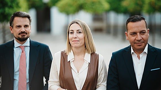 Las medidas del pacto a aplicar «desde el primer día»: competencias de Vox en campo y política migratoria