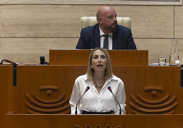 Guardiola defiende la legalidad del pacto con Vox: «Mi Gobierno jamás va a incumplir la ley»