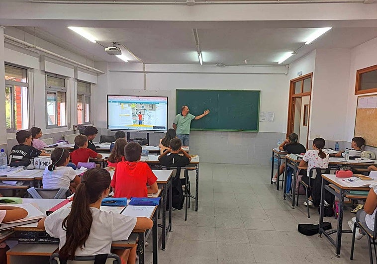 Unidas por Extremadura y sindicatos alegan contra la asignatura Extremestiza