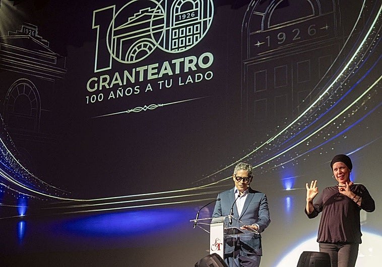 Famosos, cultura y homenajes en los cien años del Gran Teatro de Cáceres