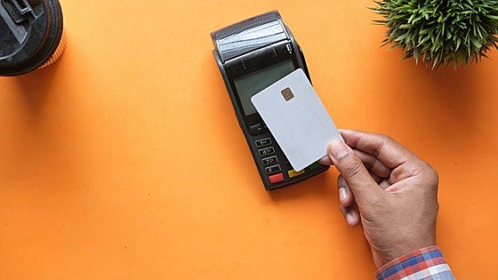 Una caída de Redsys provoca problemas para pagar hoy con tarjeta y Bizum en comercios de España: qué pasa con Visa o Mastercard