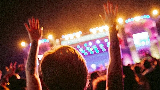 El Gobierno dará 400 euros a los nacidos en 2008: novedades, en qué puedes invertir el Bono Cultural Joven y cómo solicitarlo