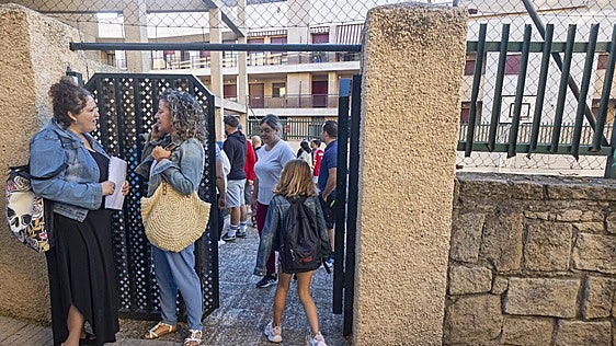 Consulta la demanda de cada colegio en Cáceres para el curso 2026-2027