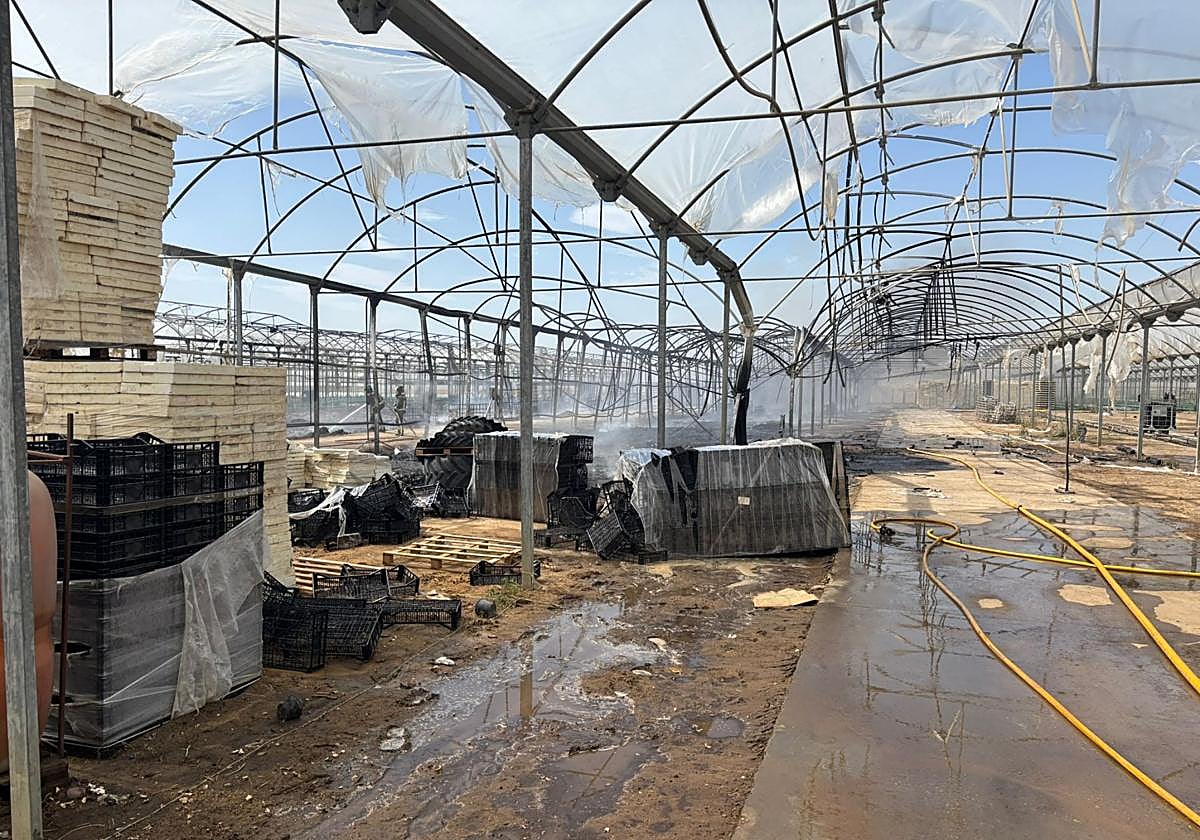 Interior tras el incendio