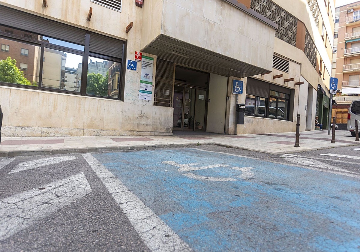 El Cadex de Cáceres derivará servicios de atención a pacientes a entidades privadas