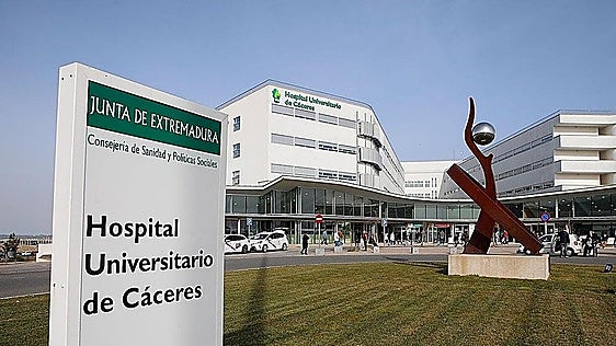 Un herido con politraumatismos tras el vuelco de un vehículo en Garrovillas de Alconétar