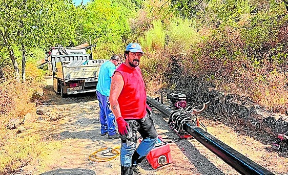 Piden moderar el consumo de agua en Losar de la Vera para evitar cortes