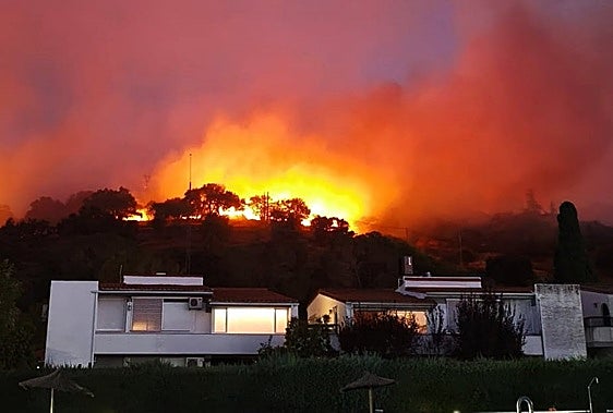 Los vecinos de la Bamba en Navalmoral de la Mata piden medidas tras el incendio