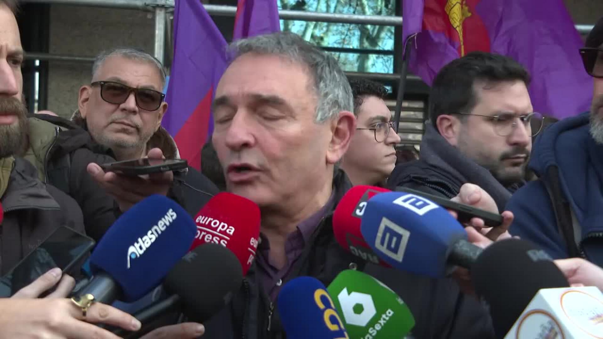 Enrique Santiago pide al Gobierno una posición "más contundente" contra Estados Unidos