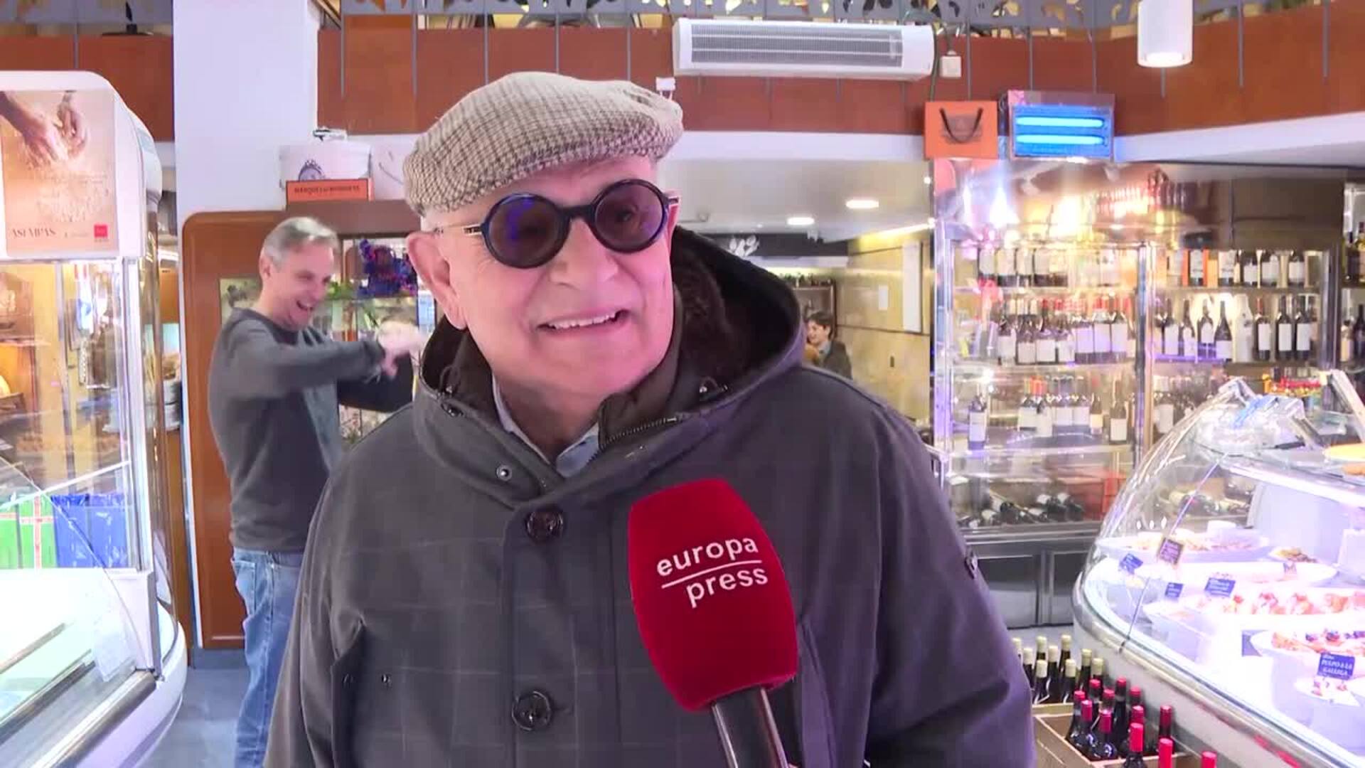 Madrileños disfrutan del roscón de Reyes: "Con toda la familia" y con variedad de gustos