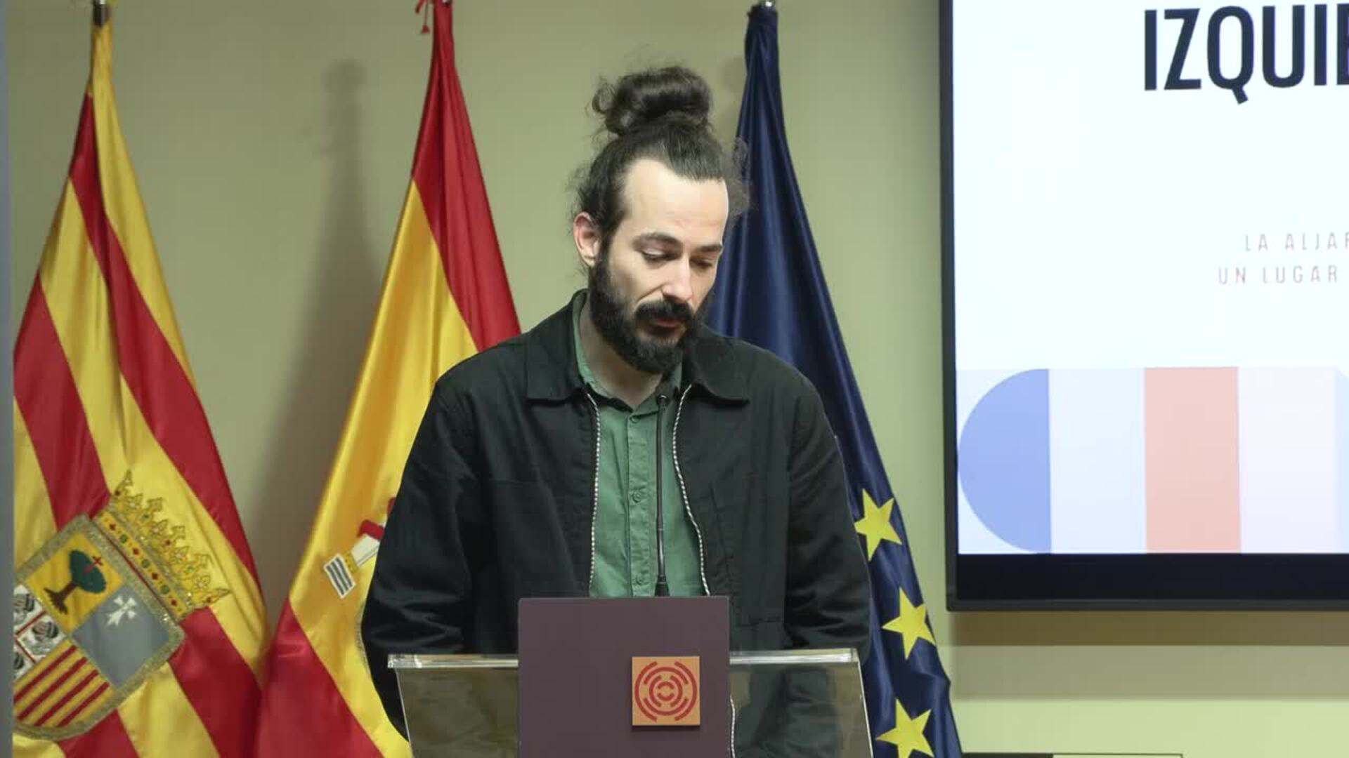 El cineasta Víctor Izquierdo ultima el cortometraje 'En trámite', grabado en La Aljafería