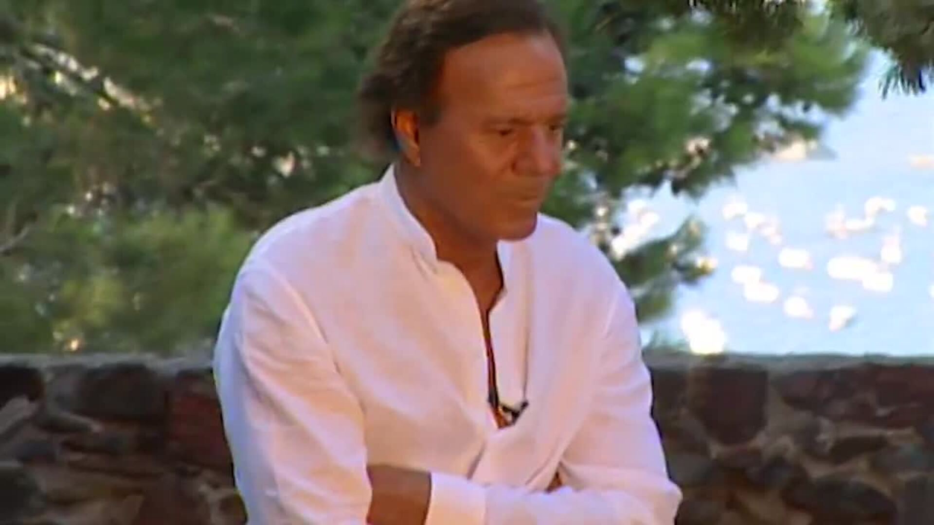 Julio Iglesias rechaza las acusaciones de agresión sexual y maltrato