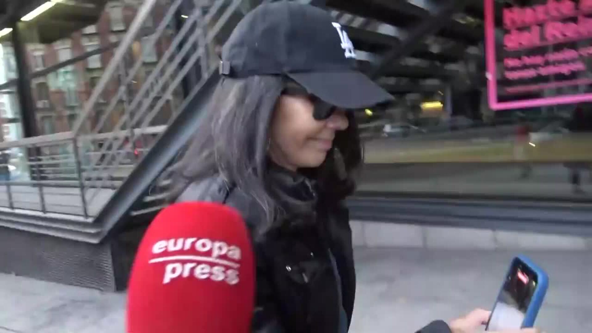 Vaitiare Bandera aprovecha su paso por Madrid para comer con Pedro Ruiz