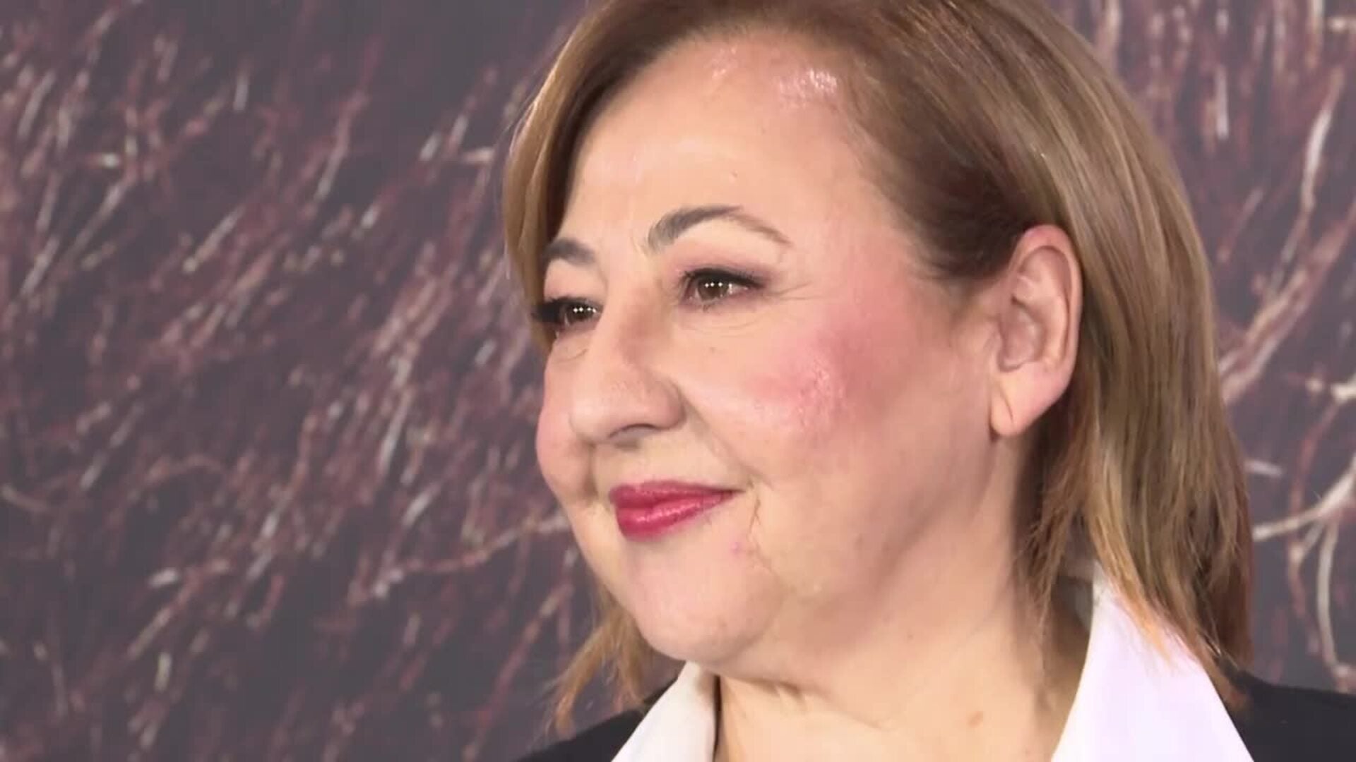 Miren Ibarguren, embarazadísima, brilla en la presentación de 'Aída y vuelta'