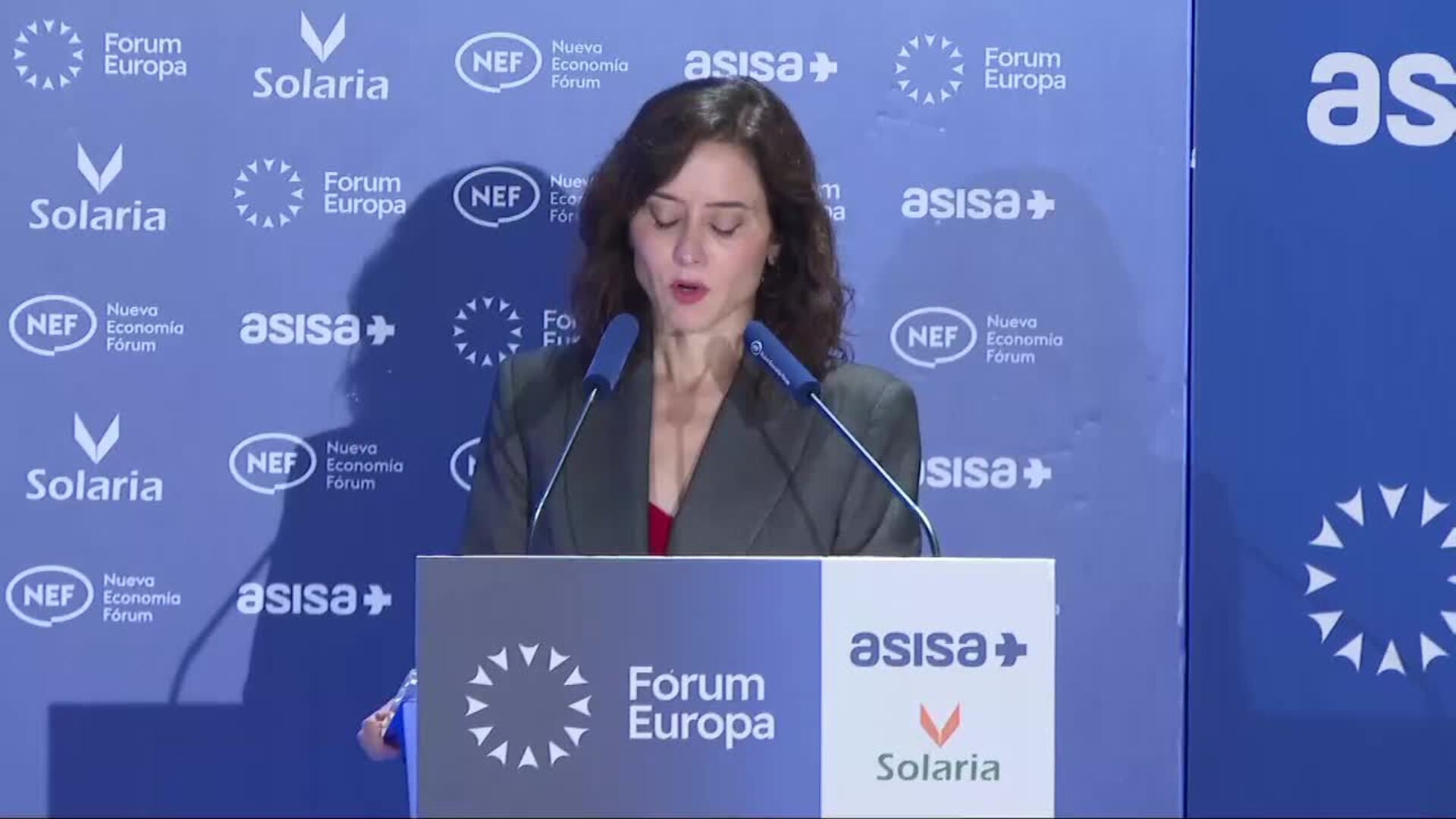 Ayuso exige la dimisión de Puente y Sánchez por su "responsabilidad" en Adamuz